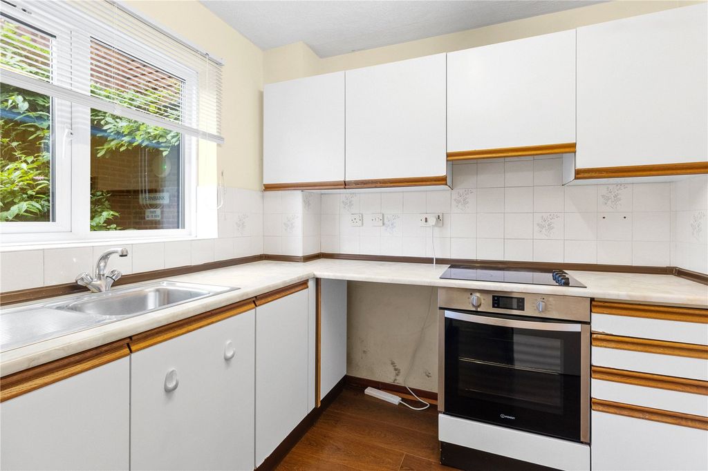 Property photo 2 of 16 Kitchen