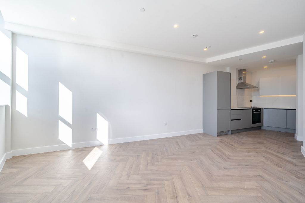 Property photo 3 of 15 1365766-14-68E79Eb15Ec78