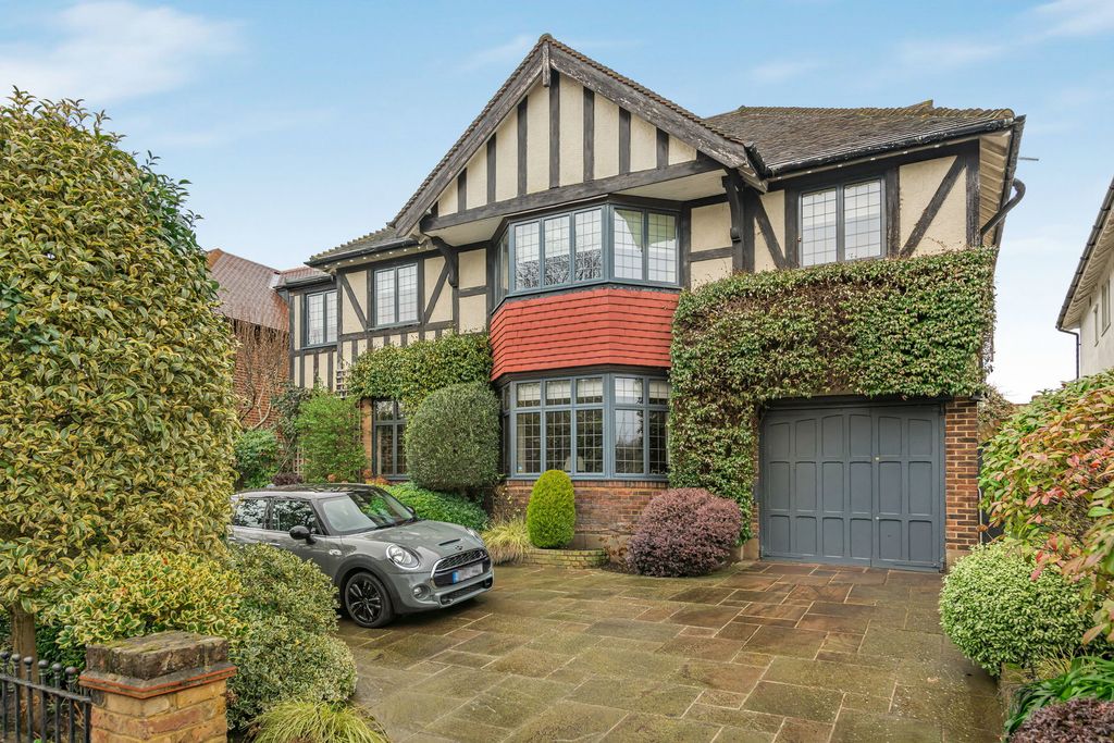 Property photo 2 of 15