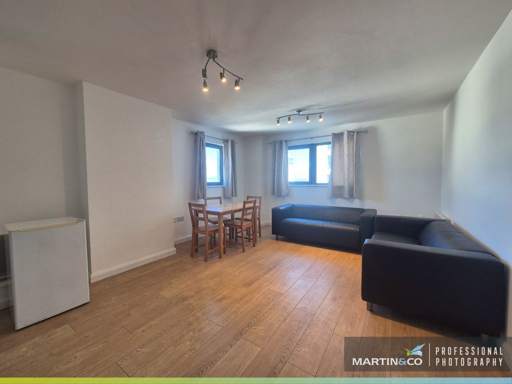 Property photo 3 of 18 1000051243