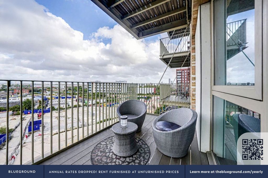 Property photo 3 of 41 Balcony