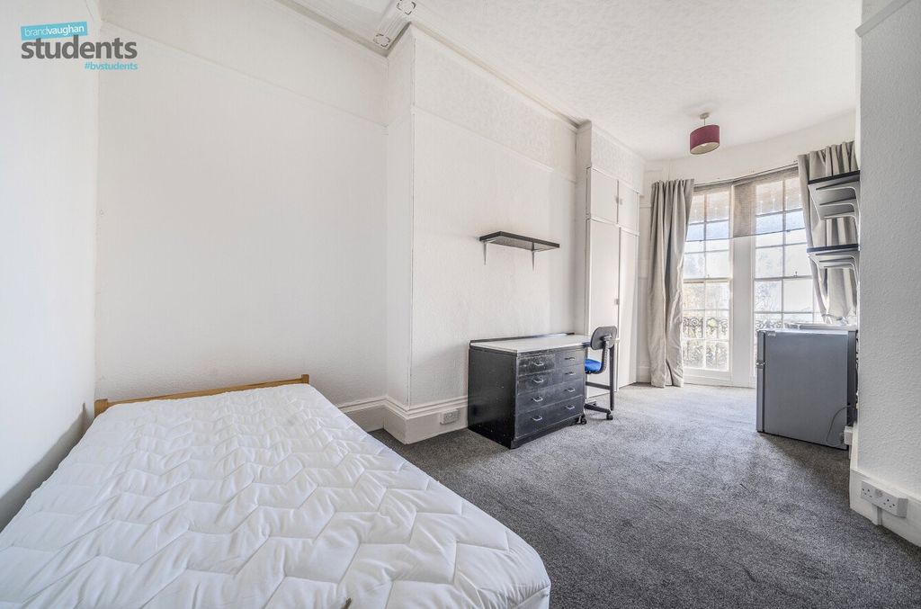 Property photo 1 of 10 Picture No. 28