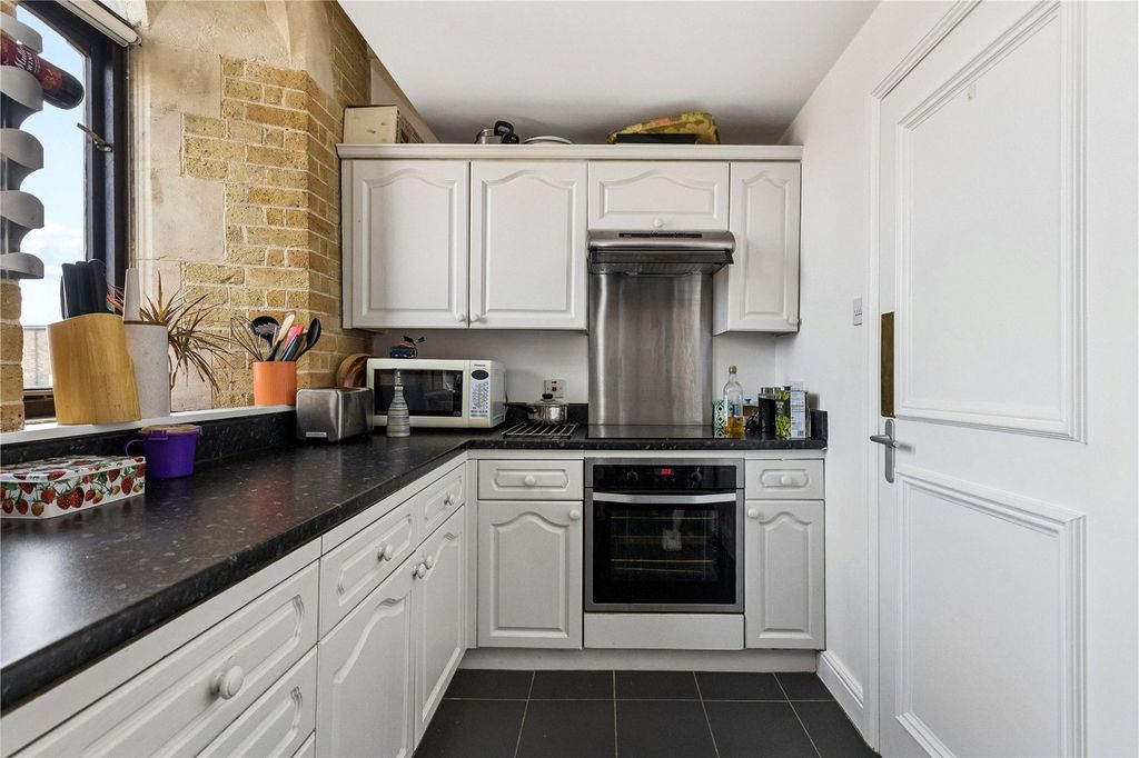 Property photo 3 of 10 Picture No. 19
