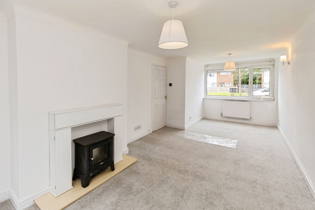 Property photo 3 of 18 Pbox-Img.Jpg