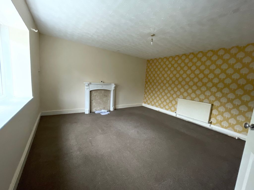 Property photo 3 of 9 Photograph