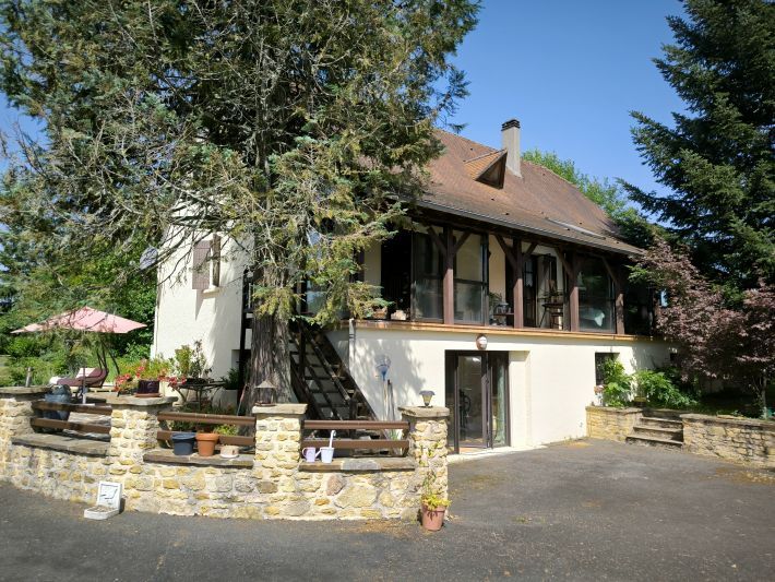 Property photo 3 of 26