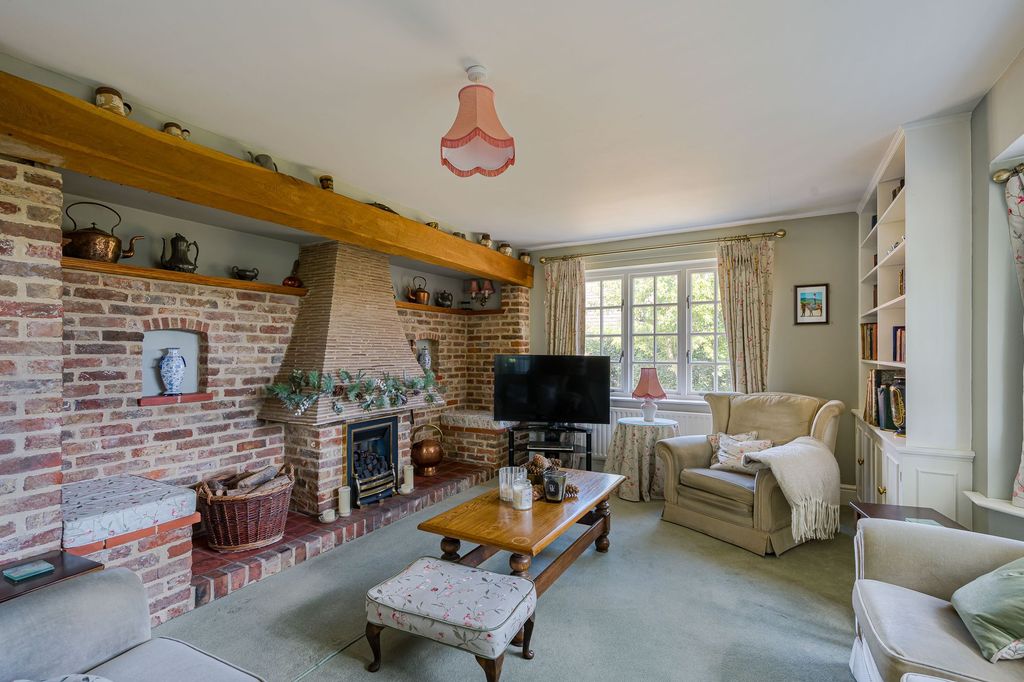 Property photo 2 of 49