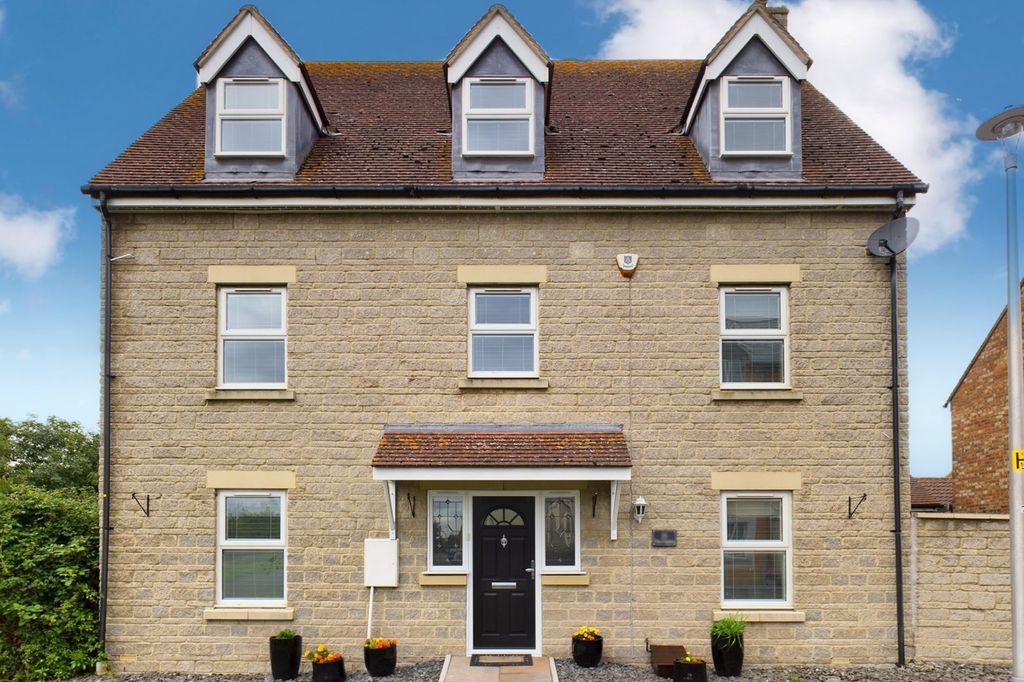 Property photo 1 of 17 Picture No. 19