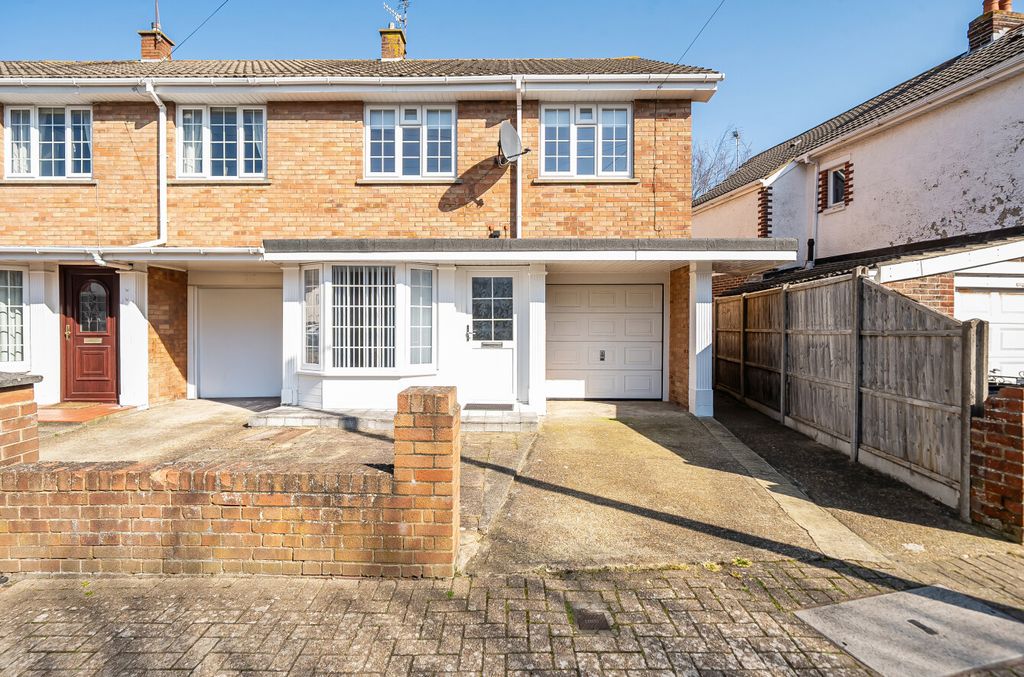 Property photo 1 of 15 1433712-20-69Bbd4...