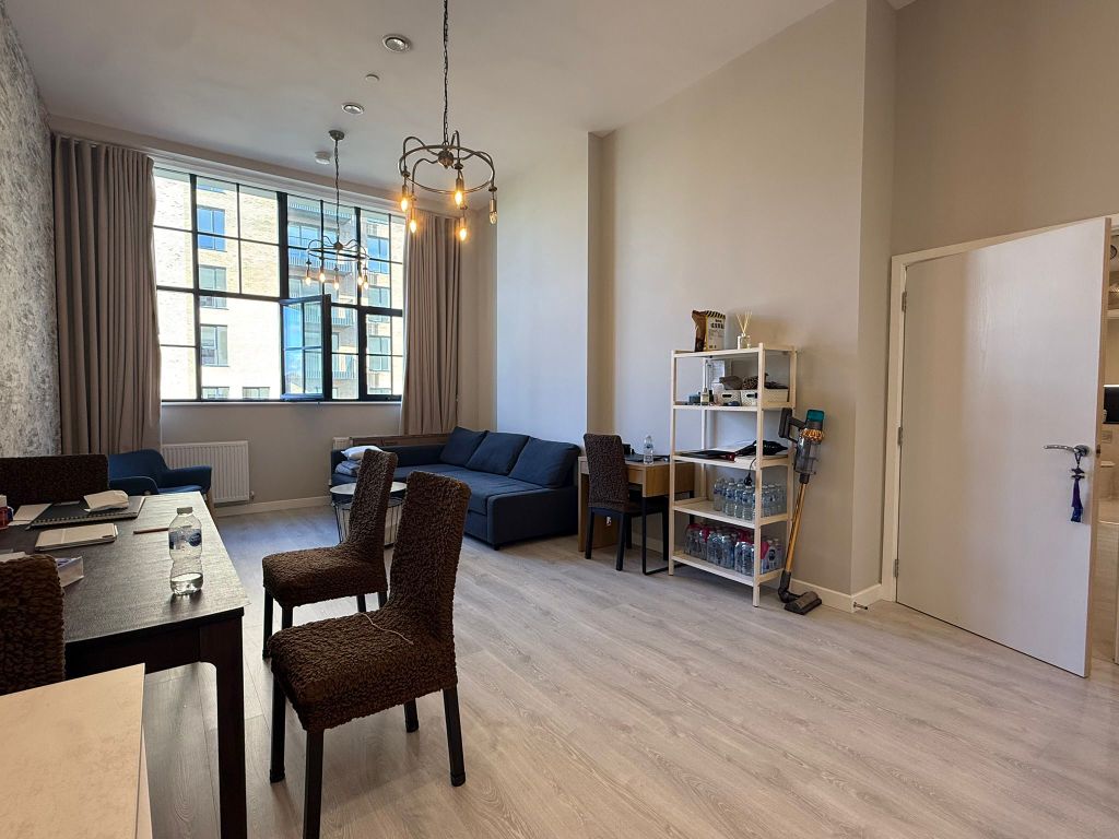 Additional image 4 of 2 bed flat for saleCarnation Gardens, Hayes UB3