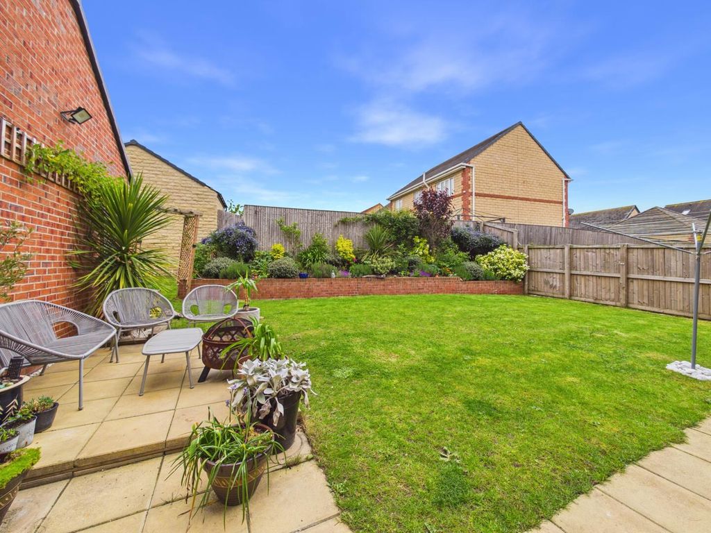 Property photo 2 of 16 Rear Garden