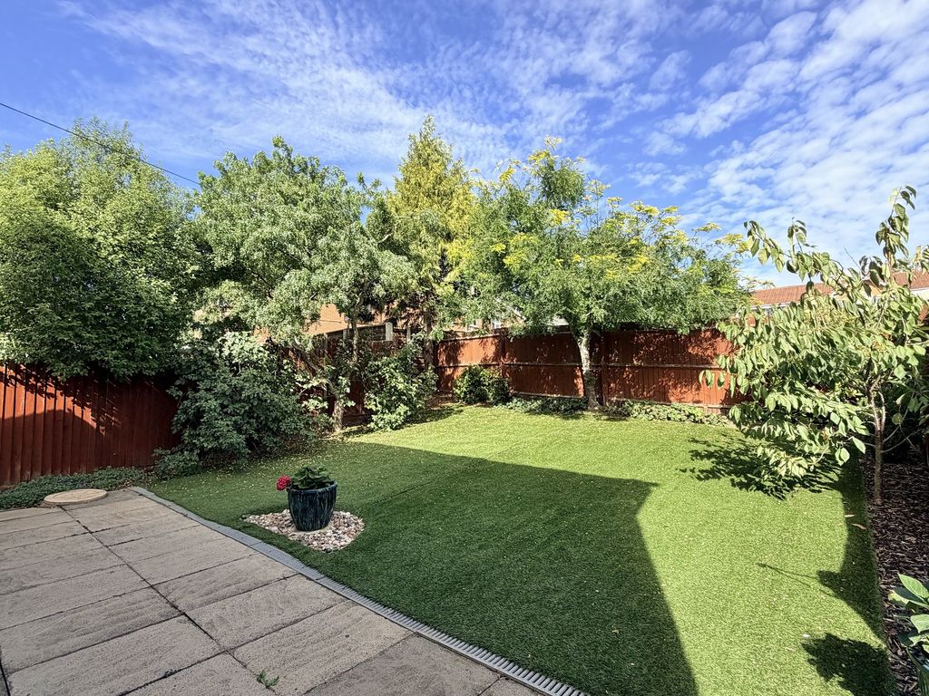 Property photo 3 of 13 Outside