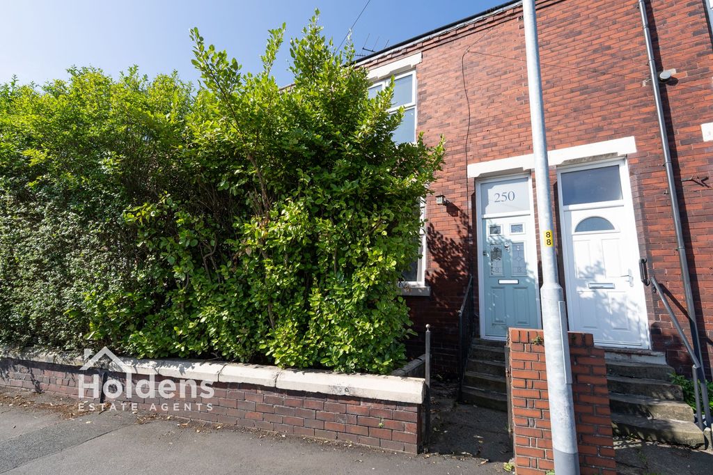 Property photo 1 of 18