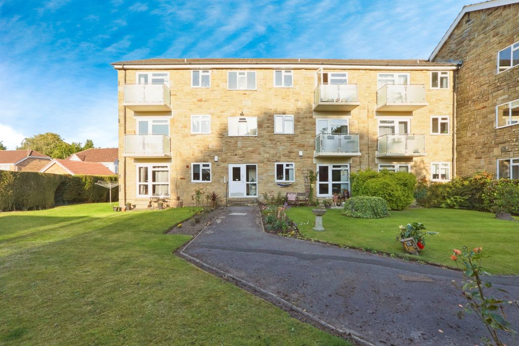 Property photo 1 of 16