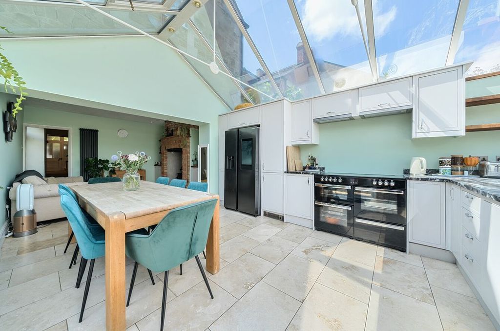 Property photo 3 of 23 131998312687A3d5477130