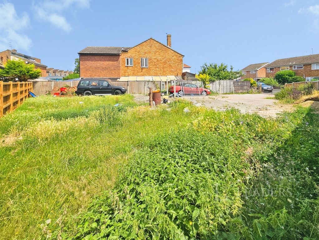 Property photo 3 of 4 Pbox-Img.Jpg