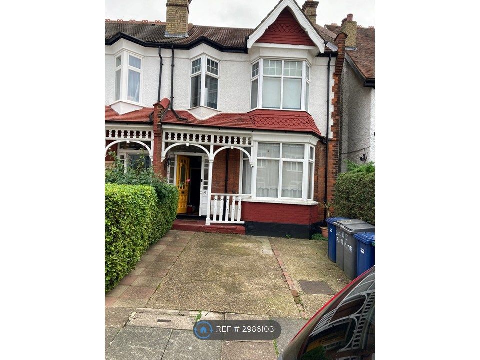 Property photo 1 of 9 Frontage