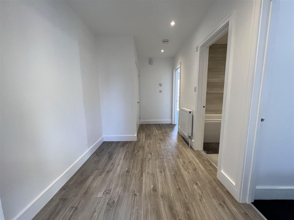 Property photo 2 of 9 Img_1881.Jpg