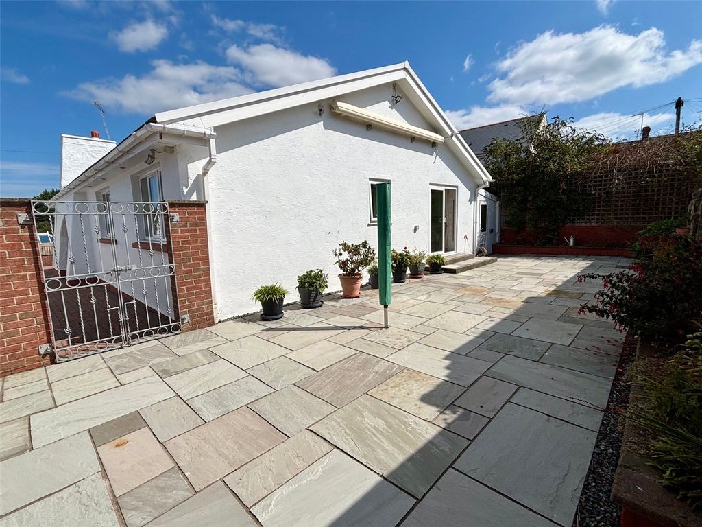 Additional image 29 of 3 bed bungalow for salePriory Lodge Close, Milford Haven, Pembrokeshire SA73