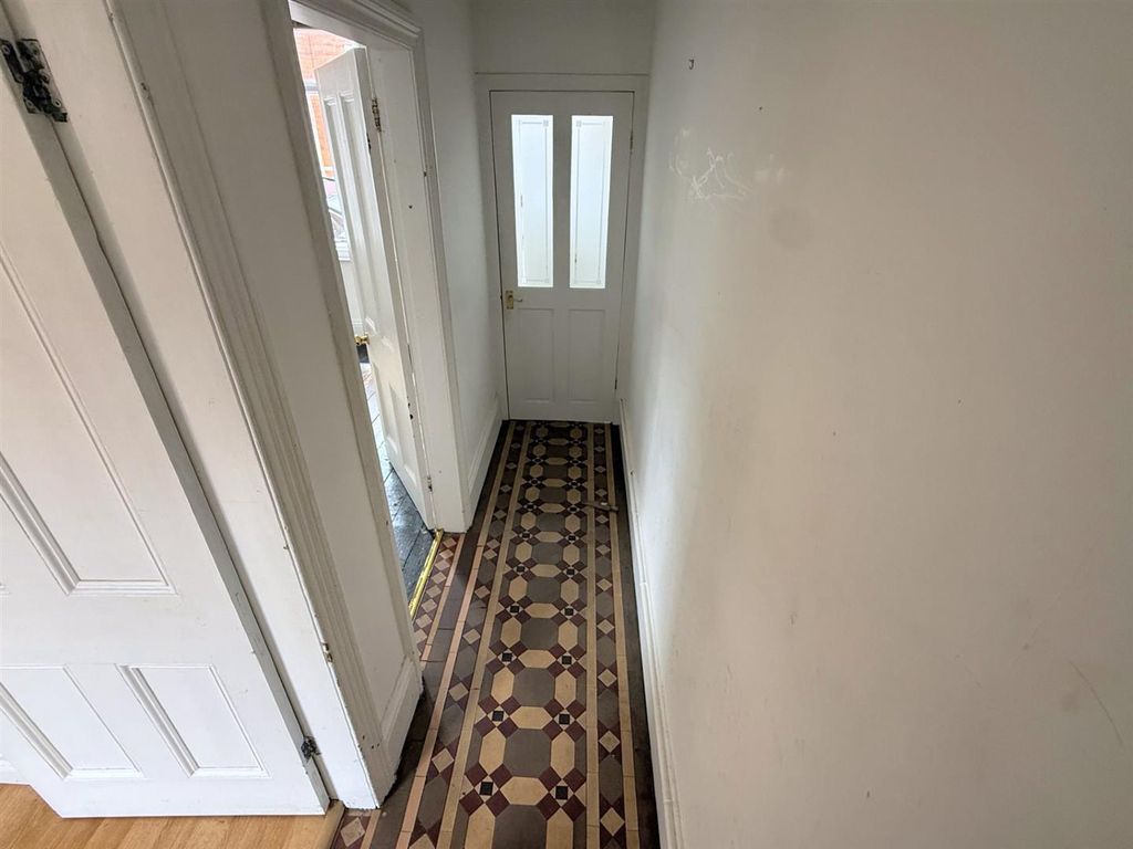 Property photo 2 of 13 Ss1.Jpg