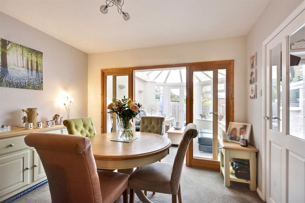 Property photo 2 of 23 Dining Area.Jpeg