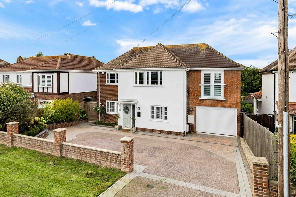 Property photo 1 of 42