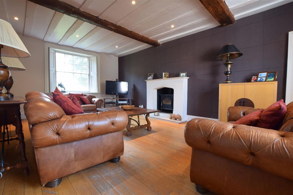 Property photo 2 of 70