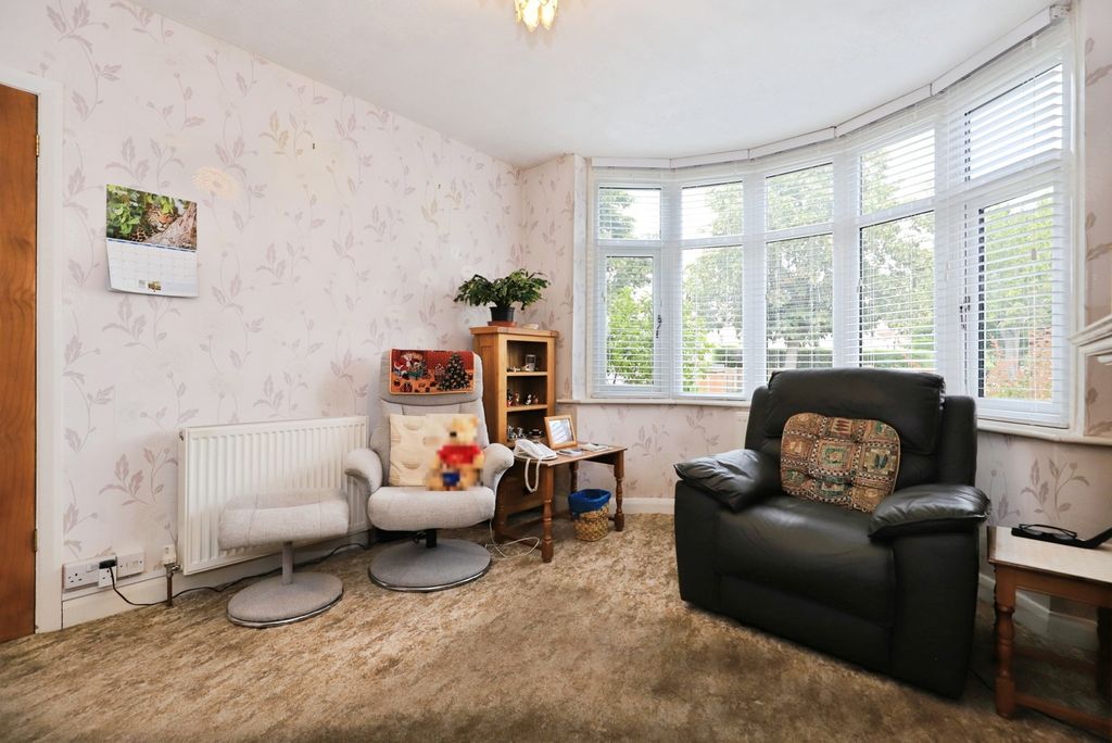 Property photo 3 of 20 Pbox-Img.Jpg