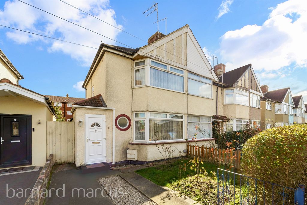 Property photo 1 of 9