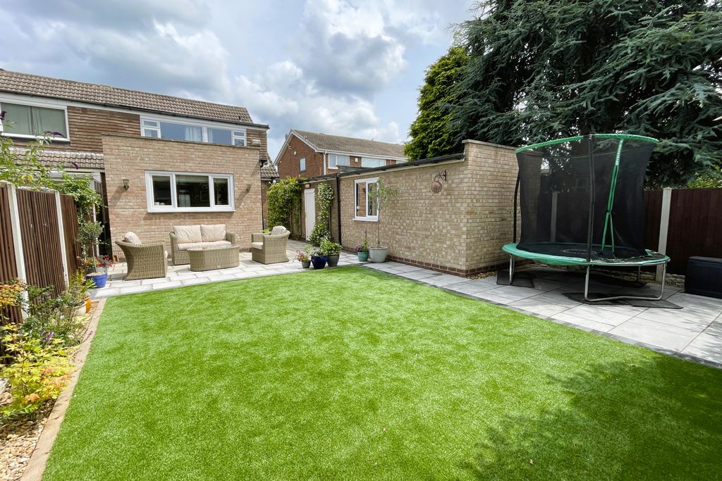 Property photo 3 of 22 20