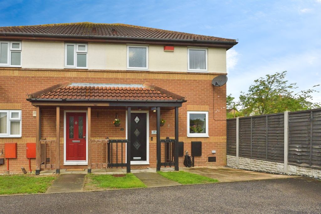 Property photo 1 of 17