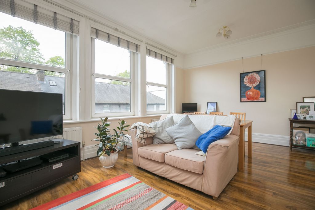 Property photo 1 of 9 One Bedroom Flat In The Heart Of Wimbledon Village