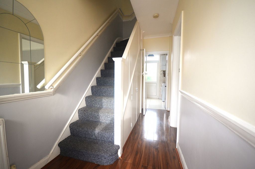 Property photo 2 of 16 Gallery