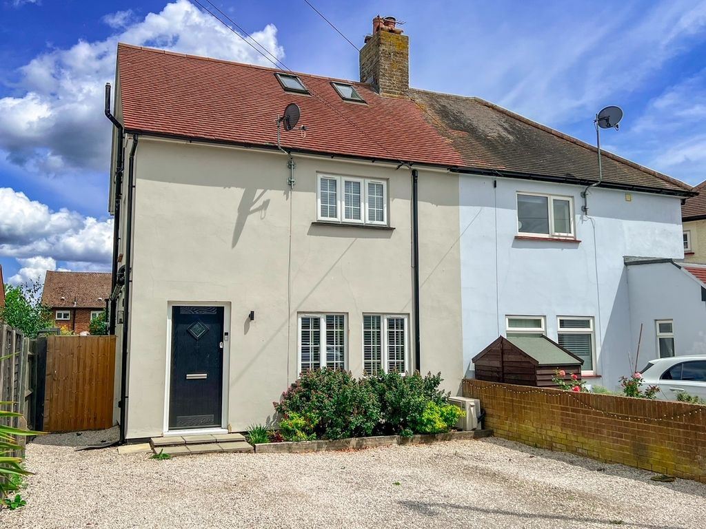 Property photo 1 of 33