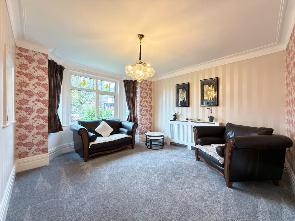 Property photo 3 of 38