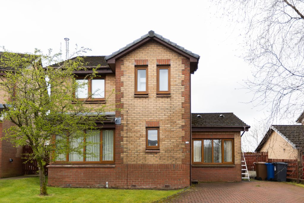 Property photo 1 of 39