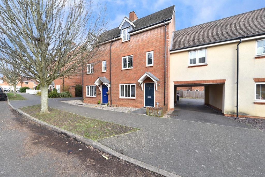 Property photo 1 of 21 Snapedit_1739536263929.Png