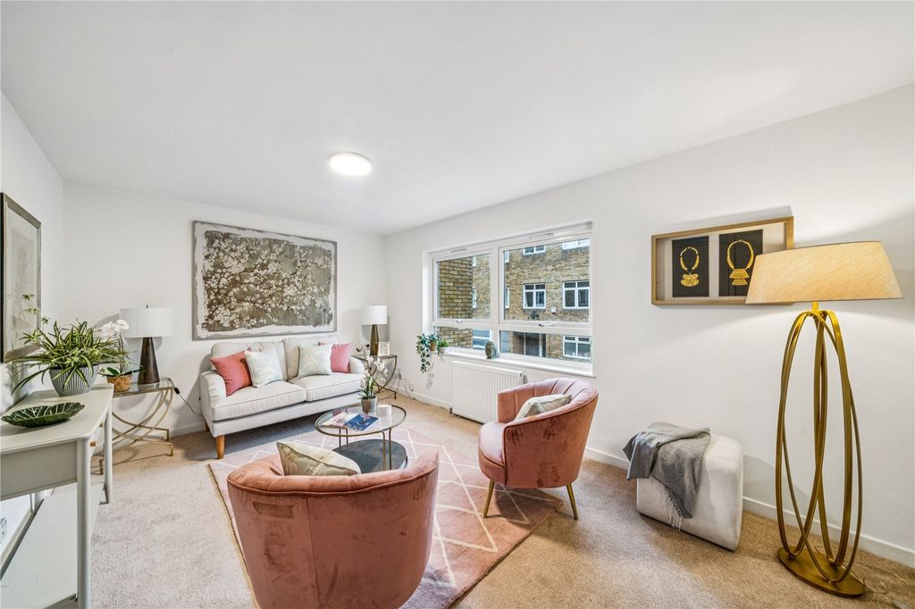 Property photo 2 of 12 Picture No. 24