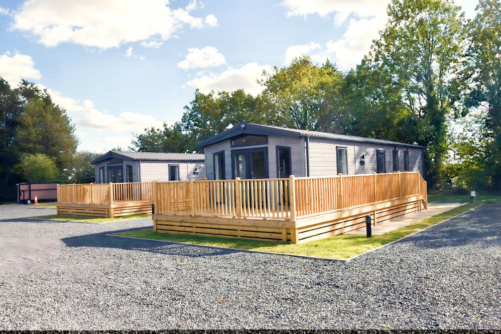 Property photo 1 of 21 Front Aspect 2