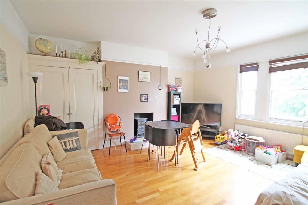 Property photo 2 of 10 Living/Dining Room