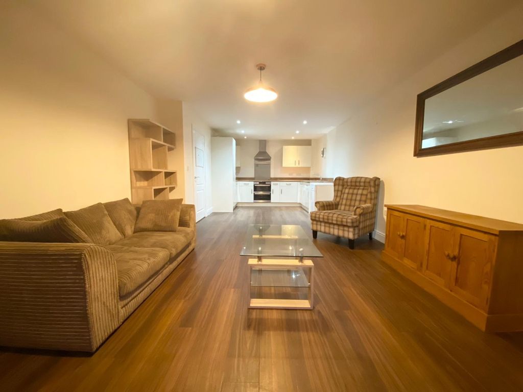 Property photo 2 of 12