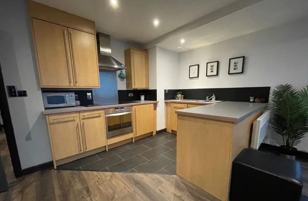 Property photo 3 of 5 Kitchen