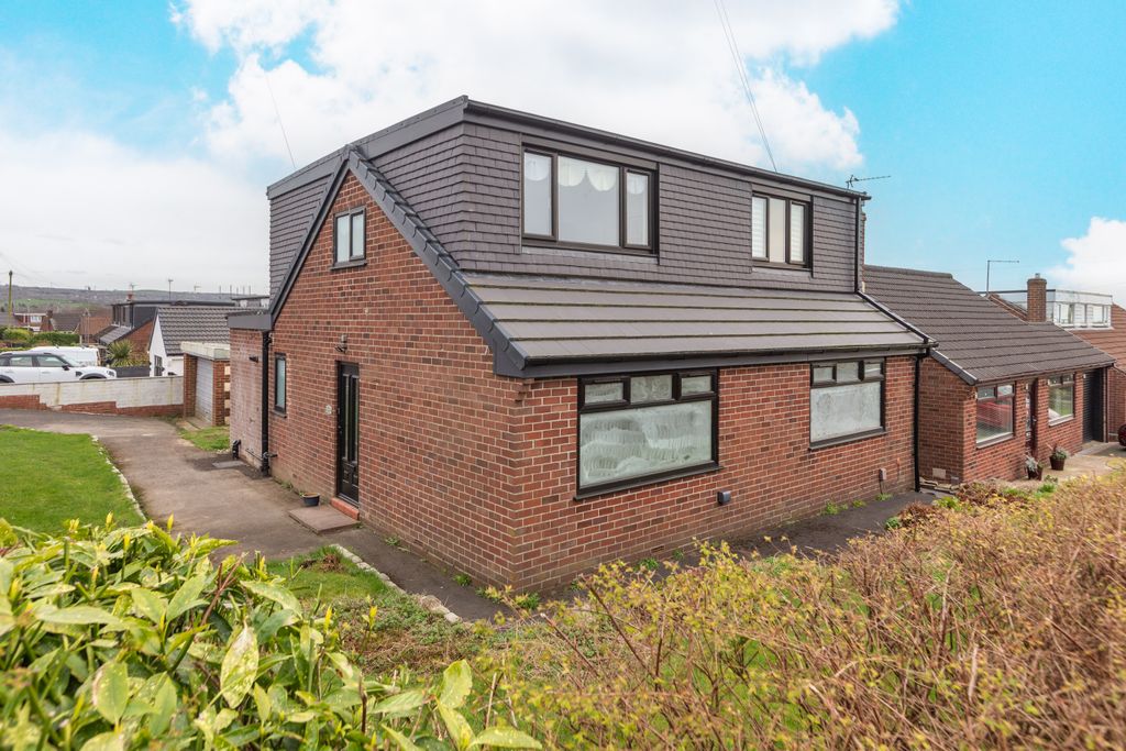 Property photo 1 of 21 Front External