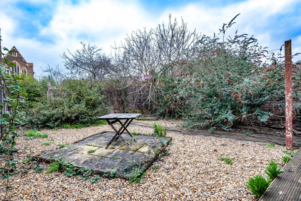 Property photo 2 of 7 Picture No. 07