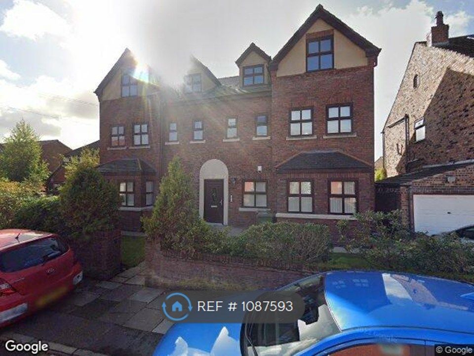 Property photo 1 of 2