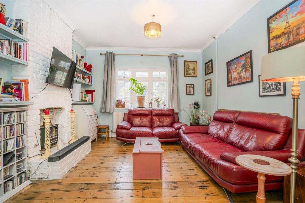 Property photo 3 of 16 Picture No. 31