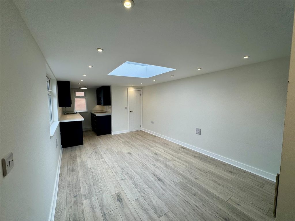 Property photo 1 of 5 Living Space.Jpeg