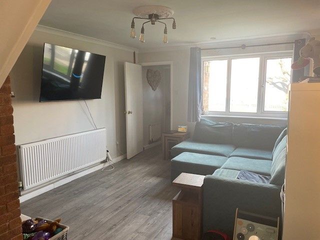 Property photo 3 of 8 Living Room