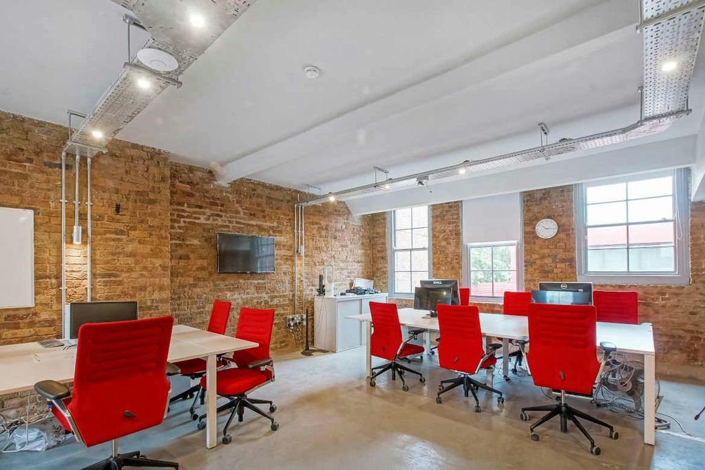 Property photo 3 of 16 2.Jpg