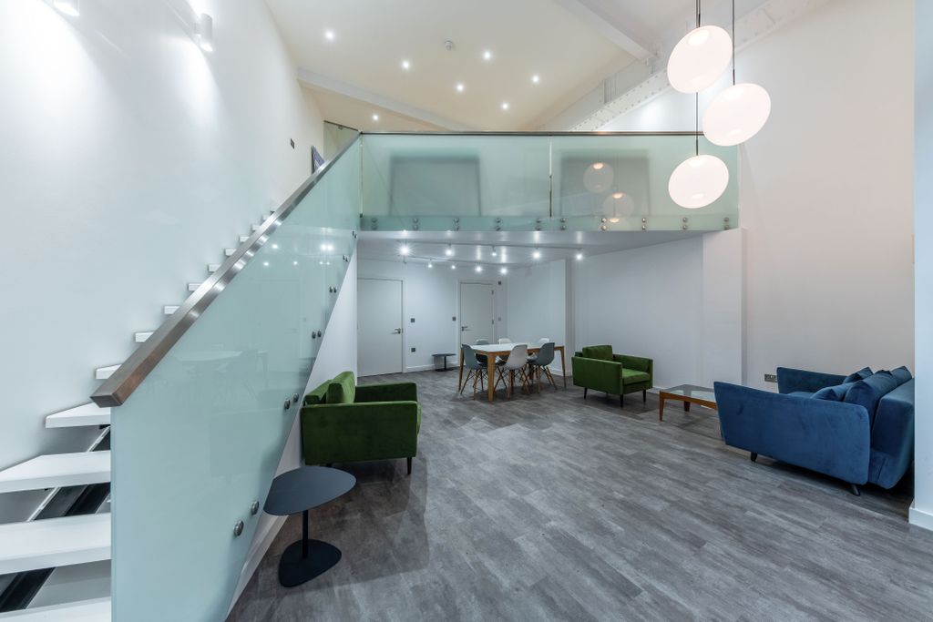 Property photo 2 of 5